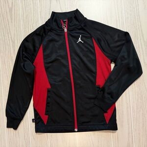 Jordan Boys Black Red Track Jacket Size Small 8-10 Jumpman